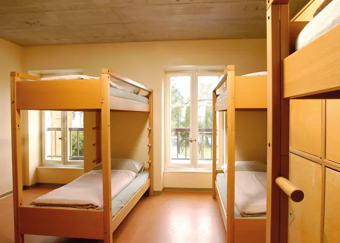 Youth Auberge de jeunesse *